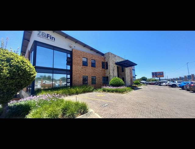 809M² OFFICE TO LET IN PAULSHOF